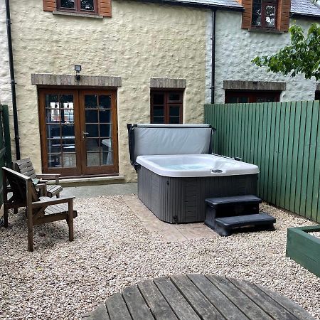 Cottage With Hot Tub In Pembrokeshire Haverfordwest Luaran gambar
